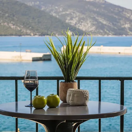 Klio Seafront House, Kefalonia Apartment *