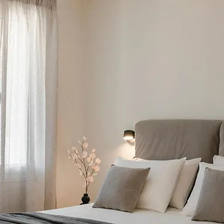 Cavaliere Seafront - Klio Appartement