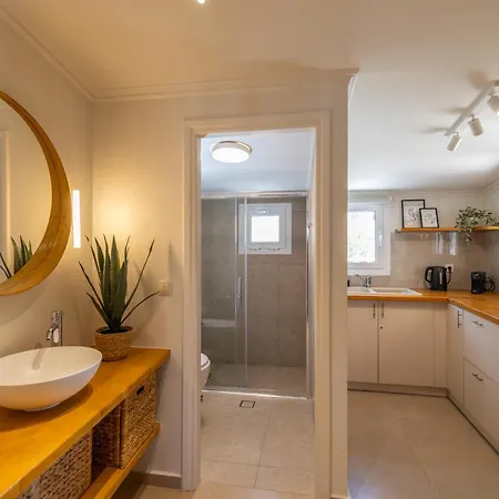 Cavaliere Seafront - Klio Appartement *