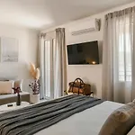 Cavaliere Seafront House - Klio *