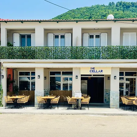 Cavaliere Seafront House - Klio Számi