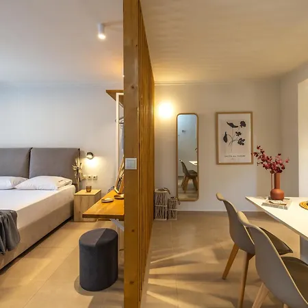 Cavaliere Seafront House - Klio Apartman